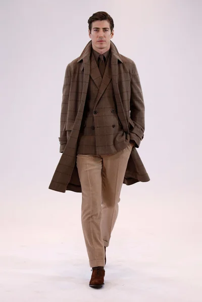 Look 7